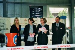 2004